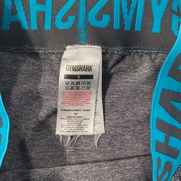 Gymshark leggings shorts - Picture 3 of 3